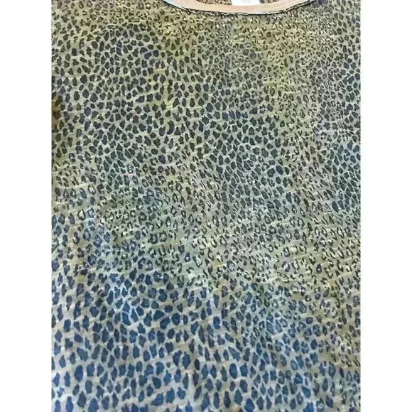 Free People Leopard Short Sleeve Shirt size XS - Picture 3 of 6